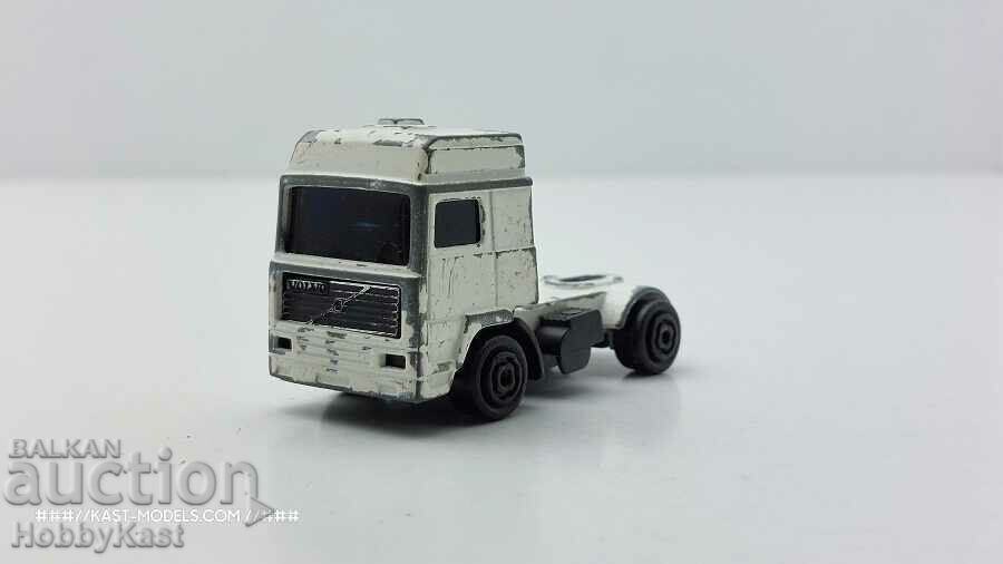 VOLVO F12 Majorette 1/100