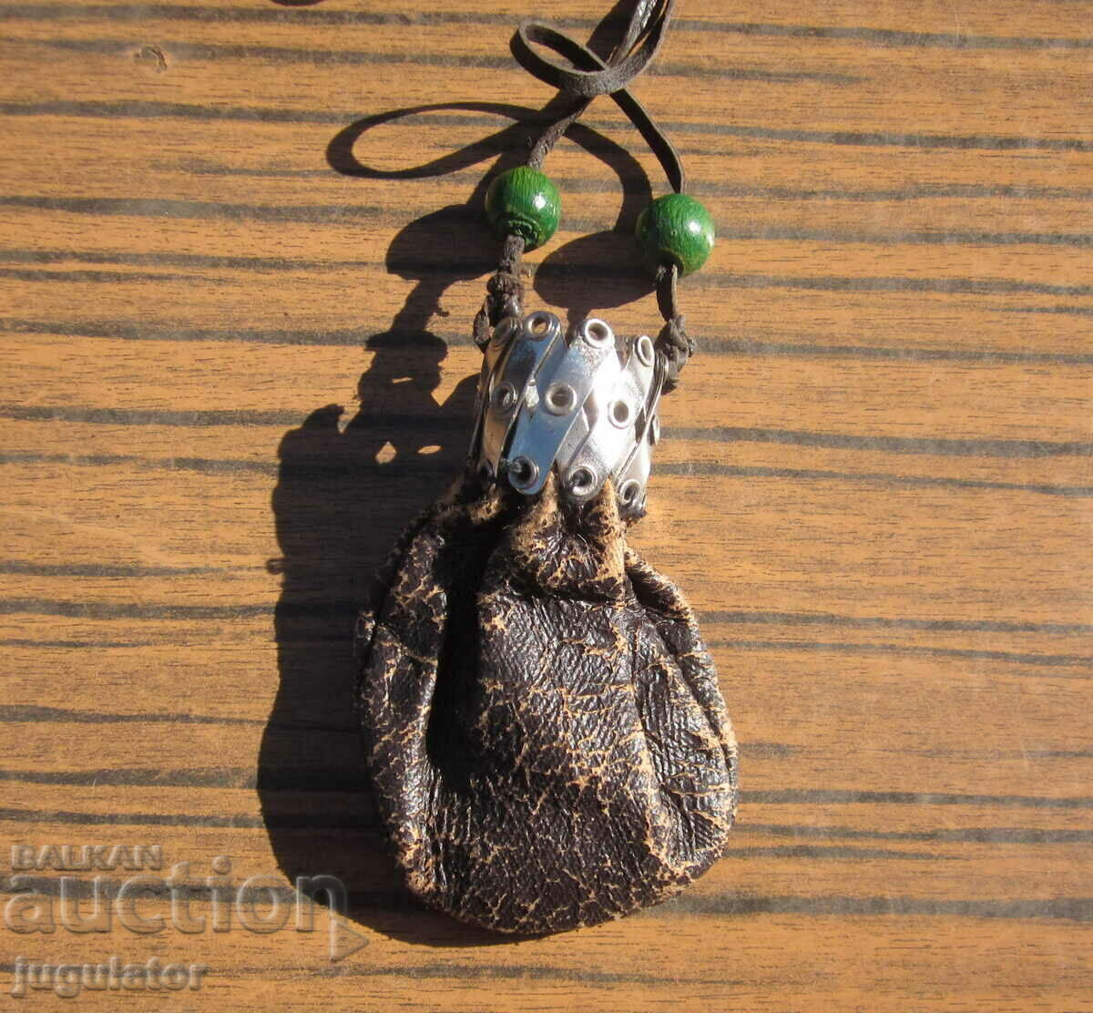 antique leather purse coin purse with price 20.00 BGN | € 10.23 antique leather purse coin purse with price 20.00 BGN | € 10.23