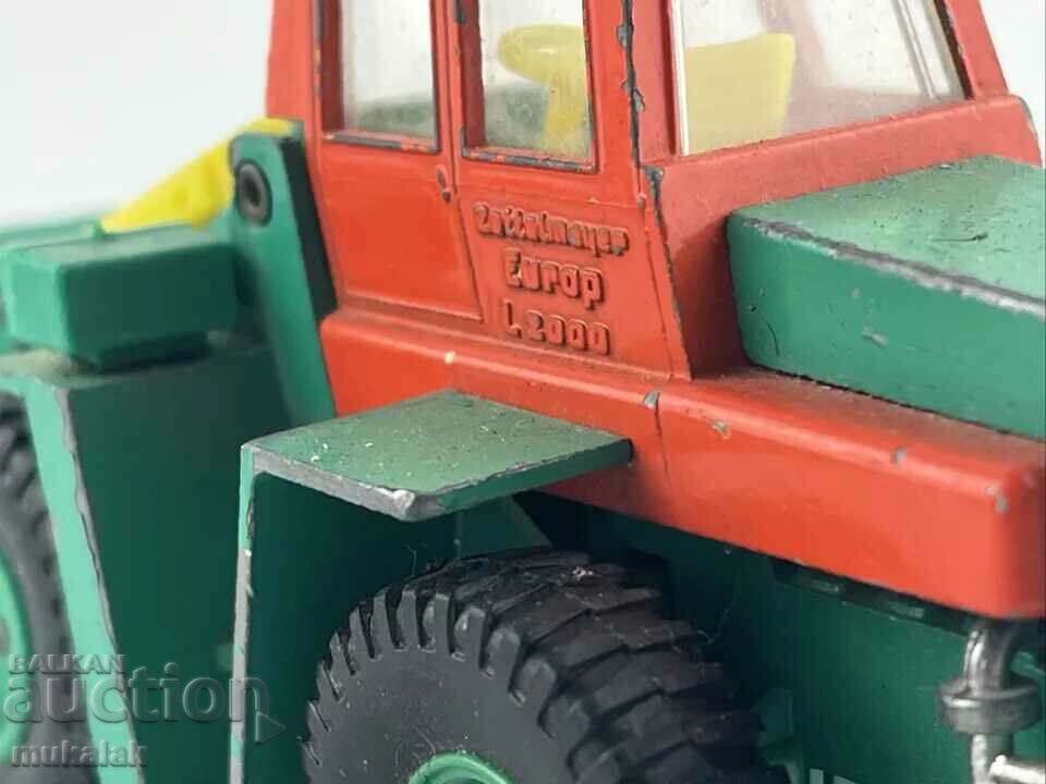 Delivery of 1:60 SIKU BULLDOZER EXCAVATOR CRANE FADROMA TROLLEY MODEL Delivery of 1:60 SIKU BULLDOZER EXCAVATOR CRANE FADROMA TROLLEY MODEL