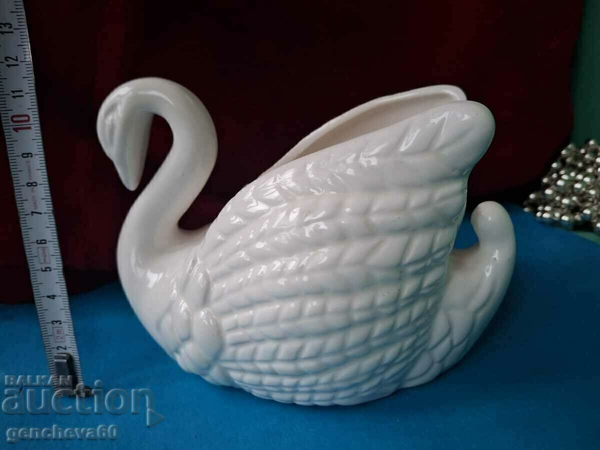 Beautiful large porcelain swan/cachepot - 5 Beautiful large porcelain swan/cachepot - 5