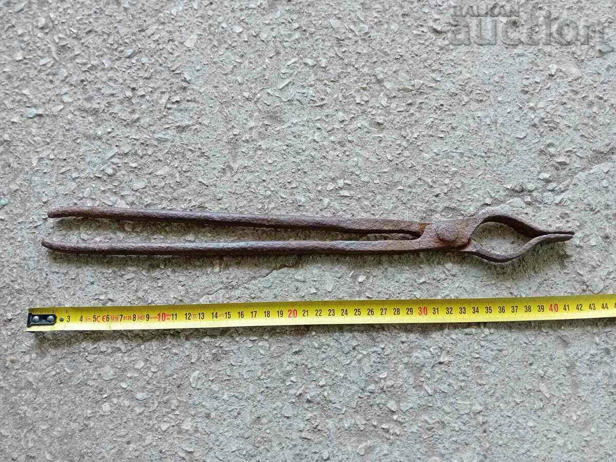 Auction antique blacksmith tongs tongs Auction antique blacksmith tongs tongs