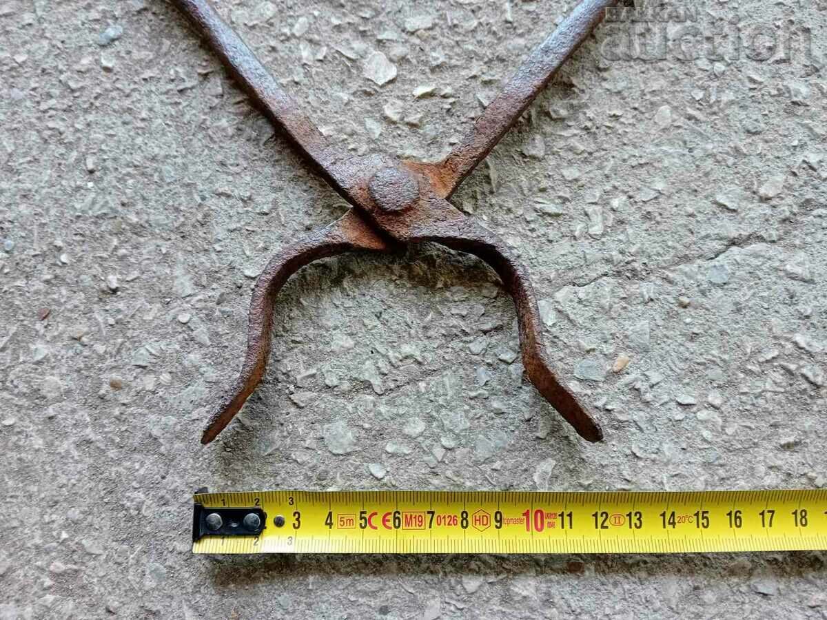 antique blacksmith tongs tongs - 7 antique blacksmith tongs tongs - 7