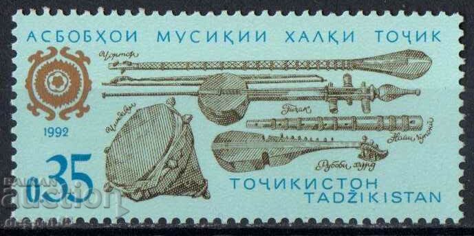 1992. Tadjikistan. Instrumente muzicale tradiționale.