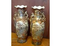 Interior ceramic Chinese vases