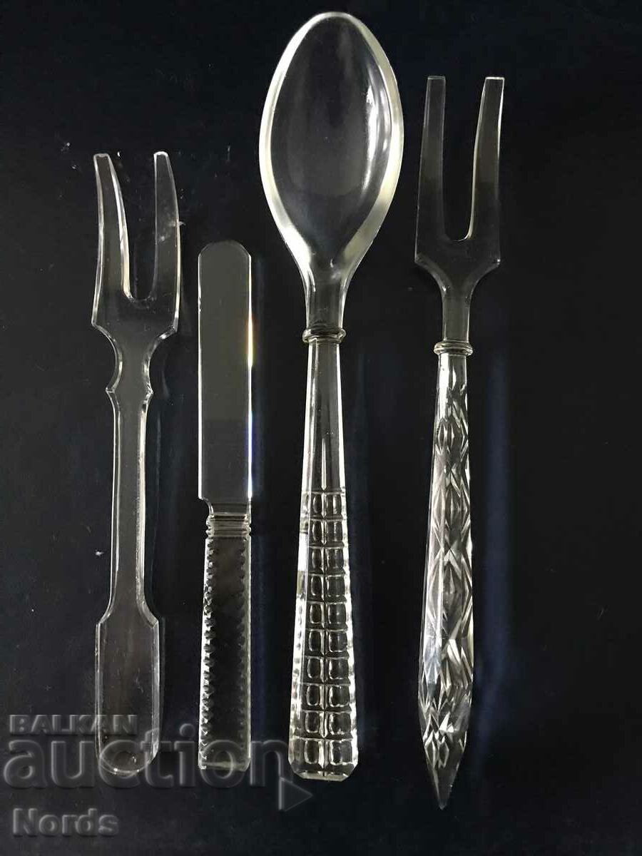 Glass utensils