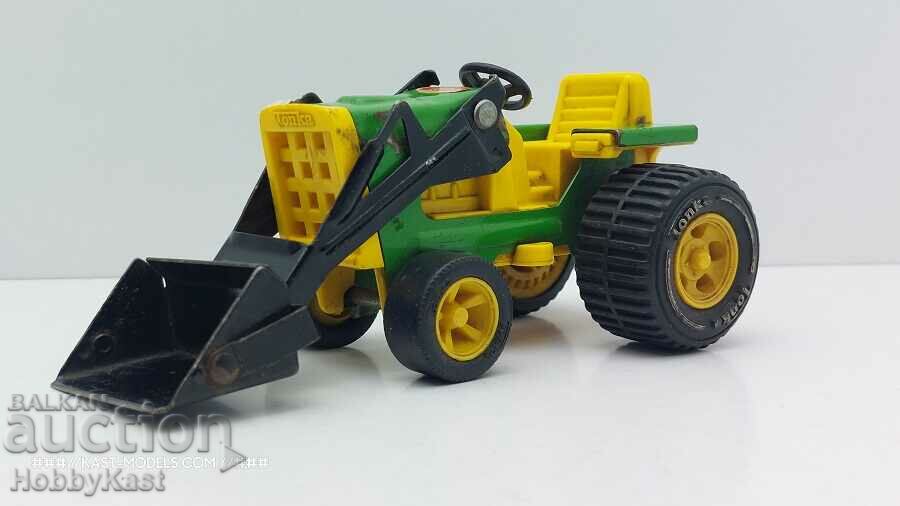 Vechi tractor agricol TONKA