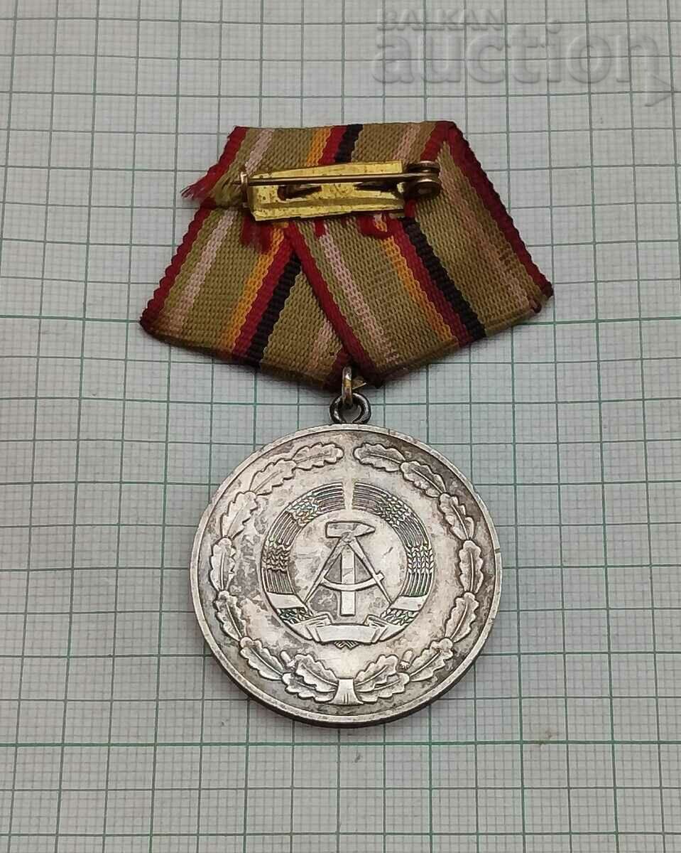 GDR FOR EXCELLENT SERVICE IN THE PEOPLE'S ARMY SILVER MEDAL with price 39.00 BGN | € 19.94 GDR FOR EXCELLENT SERVICE IN THE PEOPLE'S ARMY SILVER MEDAL with price 39.00 BGN | € 19.94