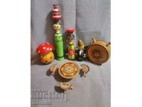 Wooden products. Figures and decoration. Lot