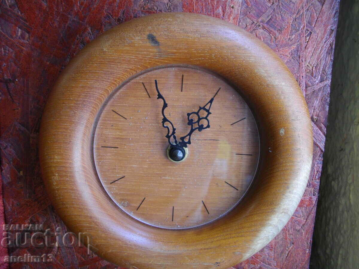 BIRUA VECHI SAU CEAS DE PERETE JUNGHANS - 6