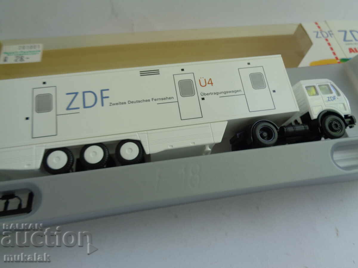 ALBEDO H0 1/87 MERCEDES ZDF TRUCK MODEL CARRUZ DE JUCARIE - 5 ALBEDO H0 1/87 MERCEDES ZDF TRUCK MODEL CARRUZ DE JUCARIE - 5