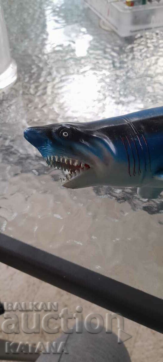 Auction  Shark whistle toy