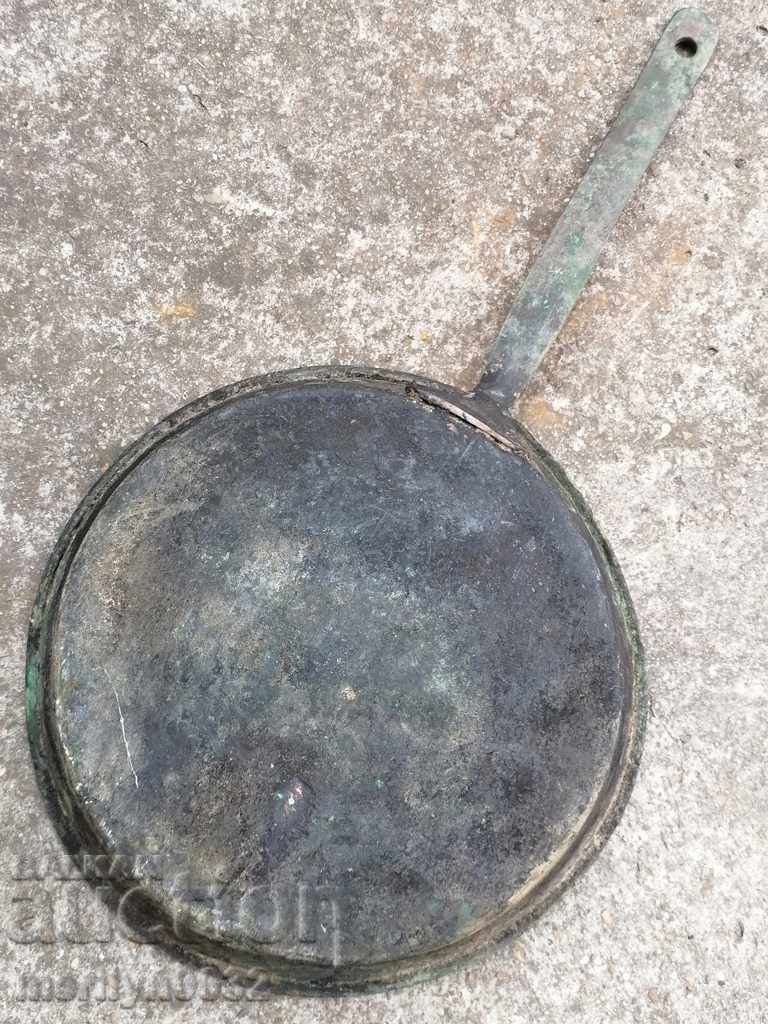 Old copper pan, copper, tray, copper vessel with price 77.00 BGN | € 39.37 Old copper pan, copper, tray, copper vessel with price 77.00 BGN | € 39.37
