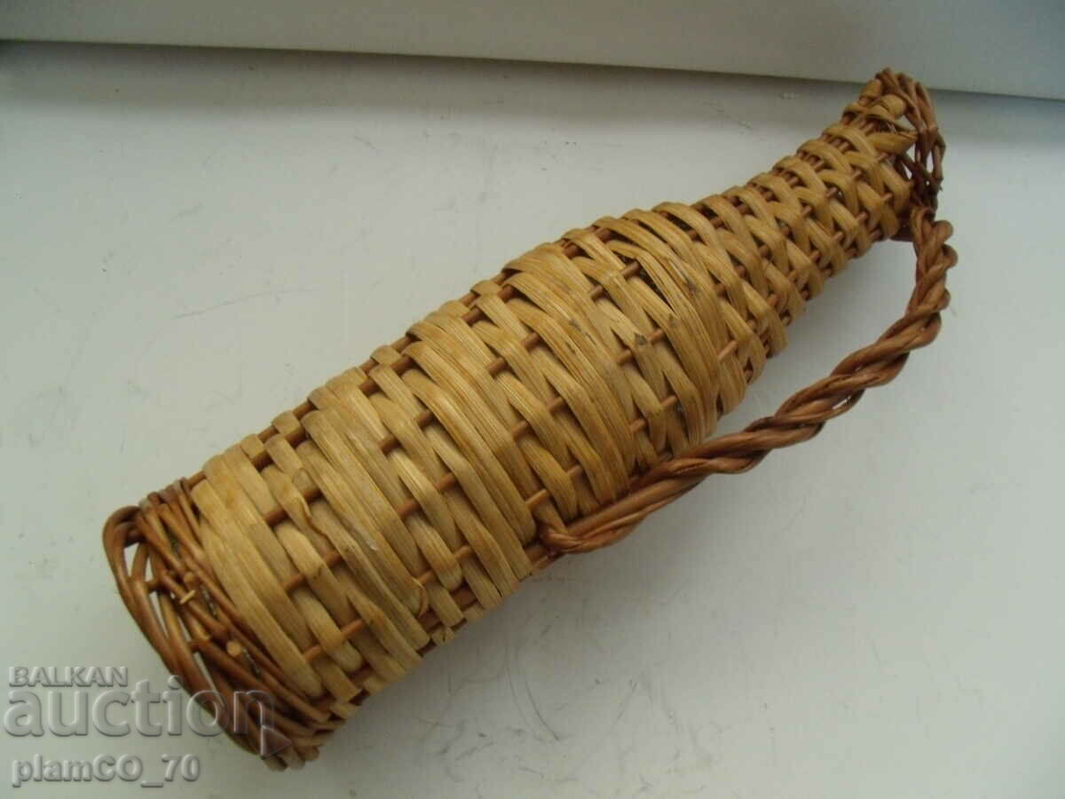 #*7549 old braided glass bottle - capacity 0.350 with price 10.00 BGN | € 5.11 #*7549 old braided glass bottle - capacity 0.350 with price 10.00 BGN | € 5.11