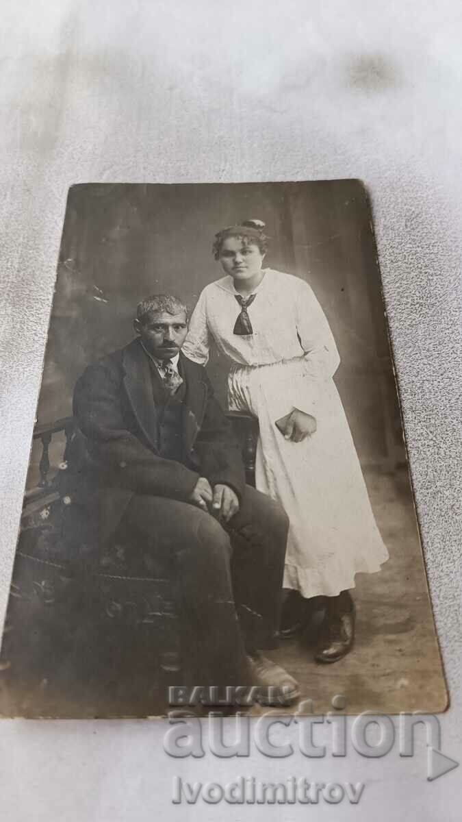 Photo Dobrich Man and young girl