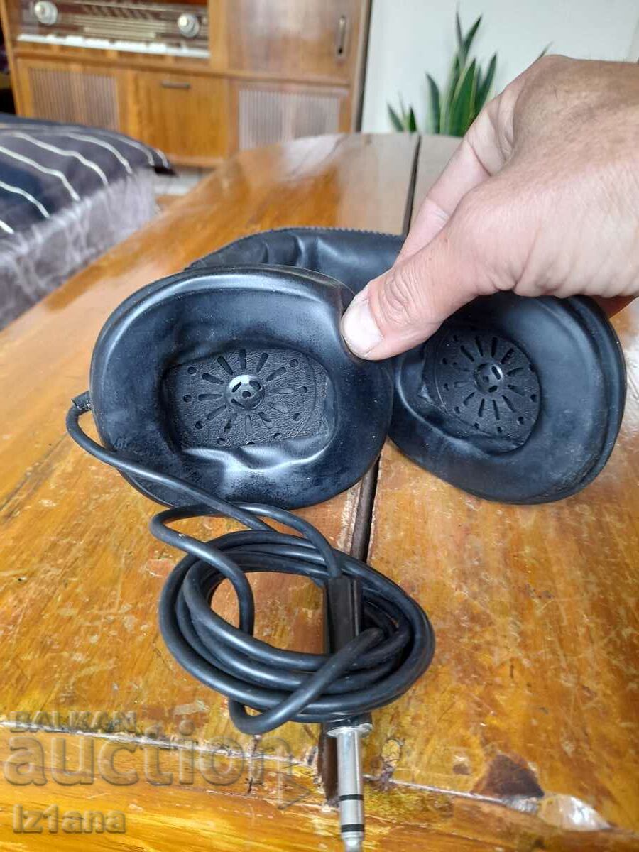 Auction  Old Shine headphones