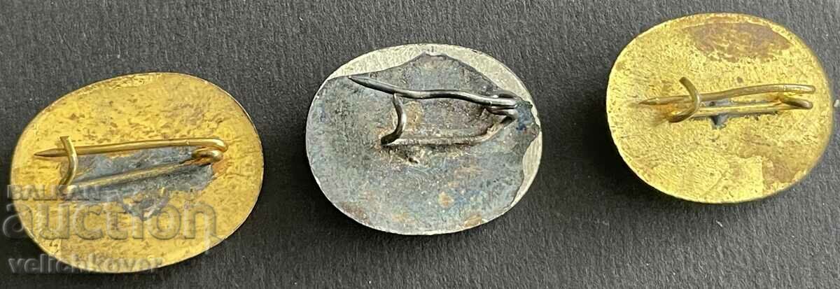 37431 Bulgaria 3 insigne Juniori si Fete grad 1-2-3 cu preț 10.00 BGN | € 5.11