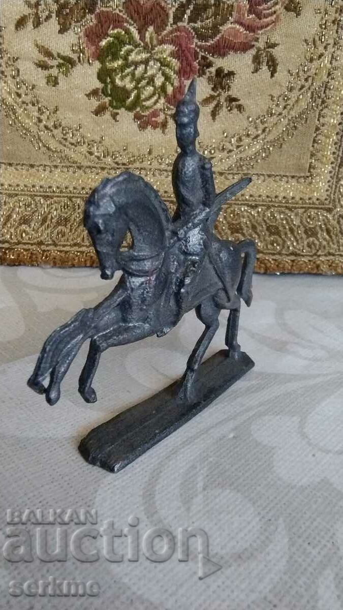 Lead soldier with price 15.00 BGN | € 7.67 Lead soldier with price 15.00 BGN | € 7.67