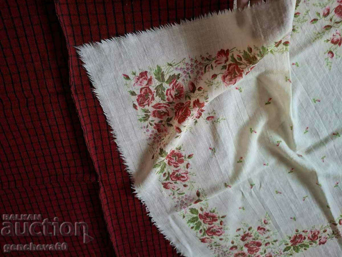 Auction  Authentic wool scarf and apron