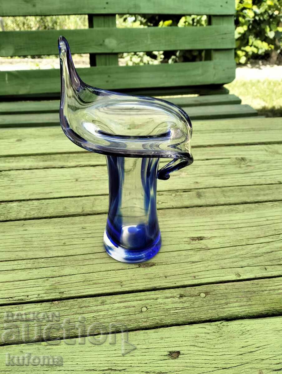 Art deco crystal vase with price 59.99 BGN | € 30.67 Art deco crystal vase with price 59.99 BGN | € 30.67