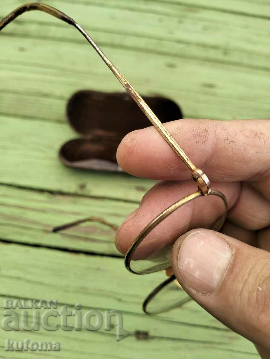 Auction Old gold-plated glasses Auction Old gold-plated glasses