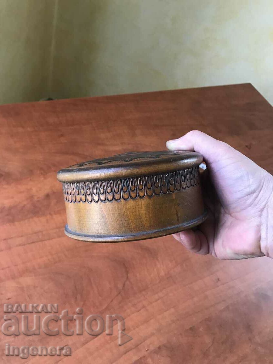 Delivery of BOX WOOD PYROGRAPH DRAWING ANTIQUE FROM SOCA MOSTRA Delivery of BOX WOOD PYROGRAPH DRAWING ANTIQUE FROM SOCA MOSTRA