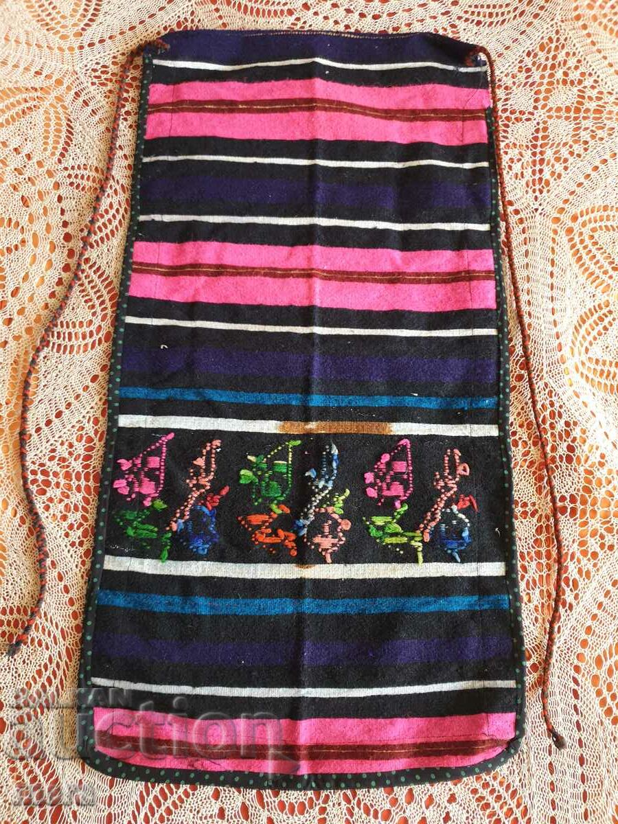 Delivery of Authentic apron from folk costume. Delivery of Authentic apron from folk costume.