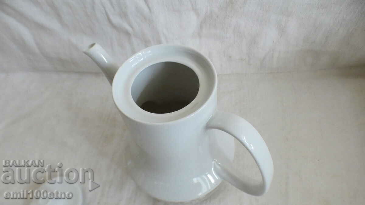 Delivery of Teapot - jug old Bulgarian porcelain Djanko Stefanov Razgrad