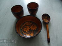 No.*7571 old Russian wooden dishes - a bowl, two glasses, a spoon