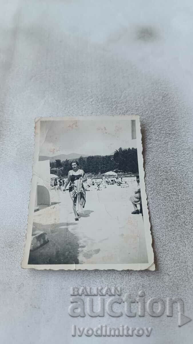 Photo Lying Woman on the Beach 1937