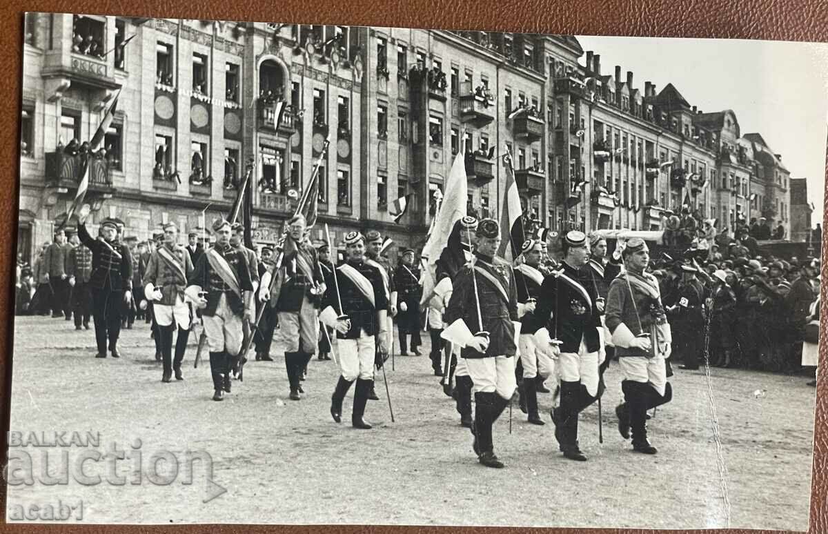 Дрезден Германия 1933 Парад Знамена