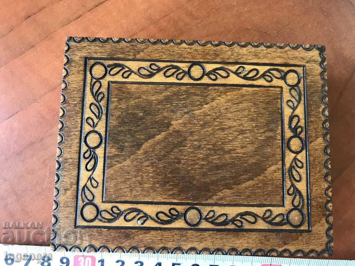 BOX WOOD PYROGRAPH DRAWING ANTIQUE FROM SOCA MOSTRA with price 21.00 BGN | € 10.74
