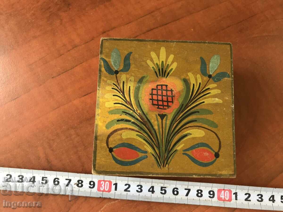 BOX WOOD PYROGRAPH DRAWING ANTIQUE FROM SOCA MOSTRA with price 19.00 BGN | € 9.71 BOX WOOD PYROGRAPH DRAWING ANTIQUE FROM SOCA MOSTRA with price 19.00 BGN | € 9.71