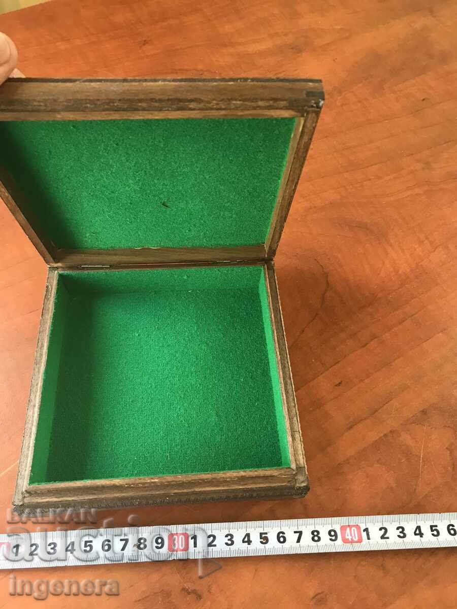 Auction BOX WOOD PYROGRAPH DRAWING ANTIQUE FROM SOCA MOSTRA Auction BOX WOOD PYROGRAPH DRAWING ANTIQUE FROM SOCA MOSTRA