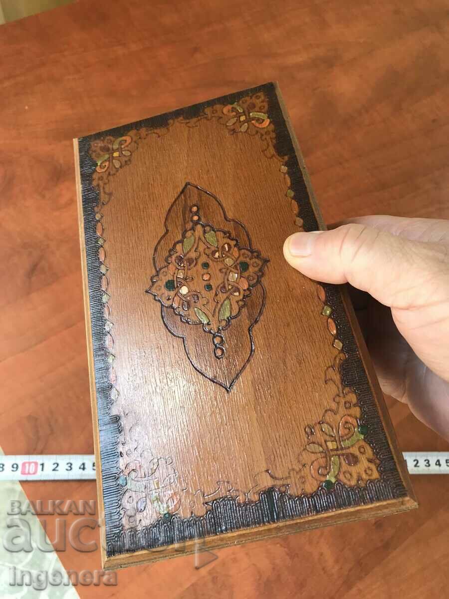 Delivery of BOX WOOD PYROGRAPH DRAWING ANTIQUE FROM SOCA MOSTRA Delivery of BOX WOOD PYROGRAPH DRAWING ANTIQUE FROM SOCA MOSTRA