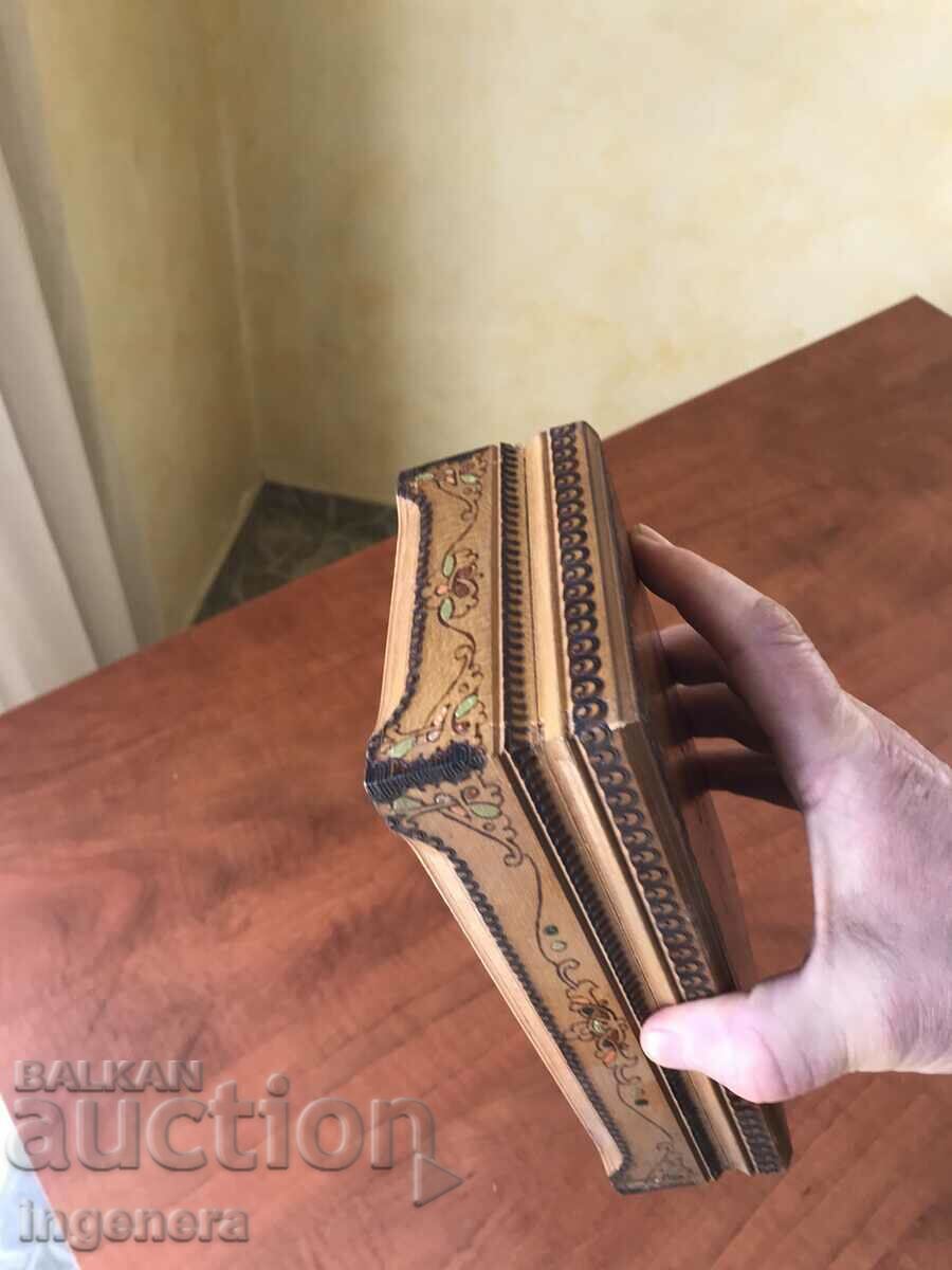 BOX WOOD PYROGRAPH DRAWING ANTIQUE FROM SOCA MOSTRA - 5 BOX WOOD PYROGRAPH DRAWING ANTIQUE FROM SOCA MOSTRA - 5