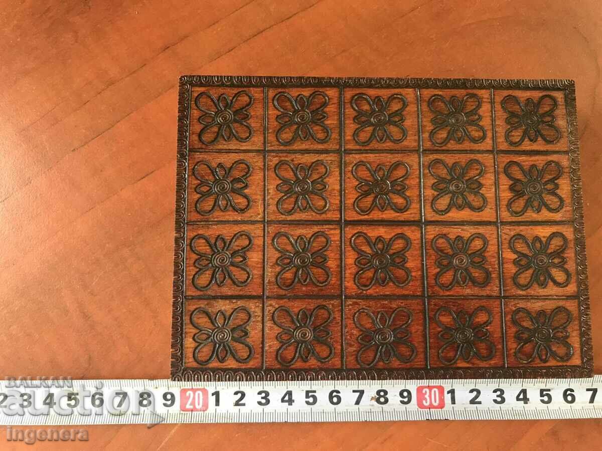 BOX WOOD PYROGRAPH DRAWING ANTIQUE FROM SOCA MOSTRA with price 25.00 BGN | € 12.78 BOX WOOD PYROGRAPH DRAWING ANTIQUE FROM SOCA MOSTRA with price 25.00 BGN | € 12.78