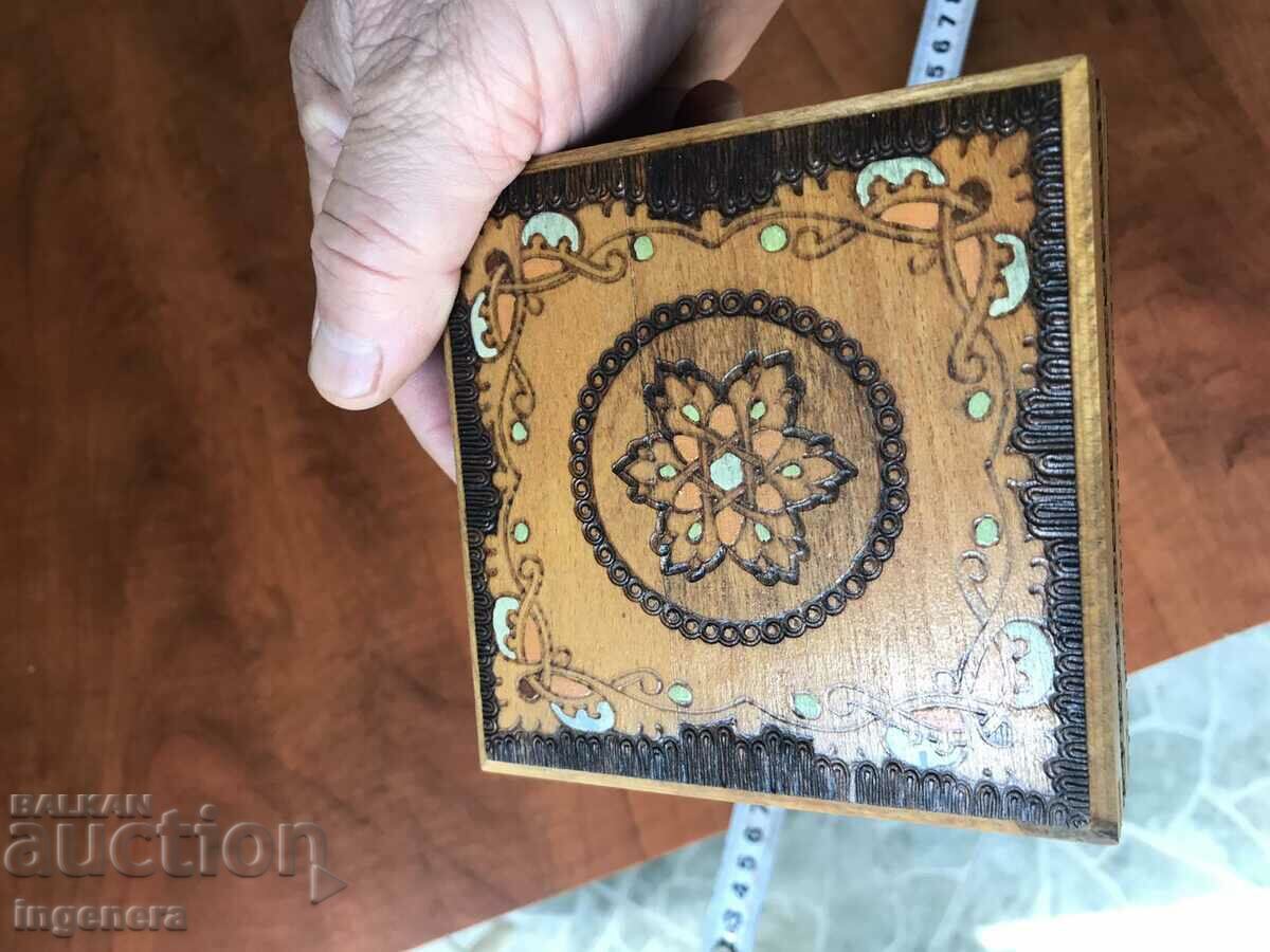 BOX WOOD PYROGRAPH DRAWING ANTIQUE FROM SOCA MOSTRA - 5 BOX WOOD PYROGRAPH DRAWING ANTIQUE FROM SOCA MOSTRA - 5