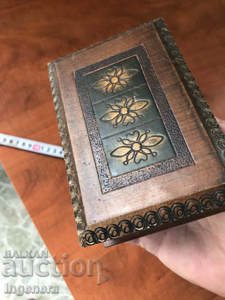 Auction BOX WOOD PYROGRAPH DRAWING ANTIQUE FROM SOCA MOSTRA Auction BOX WOOD PYROGRAPH DRAWING ANTIQUE FROM SOCA MOSTRA