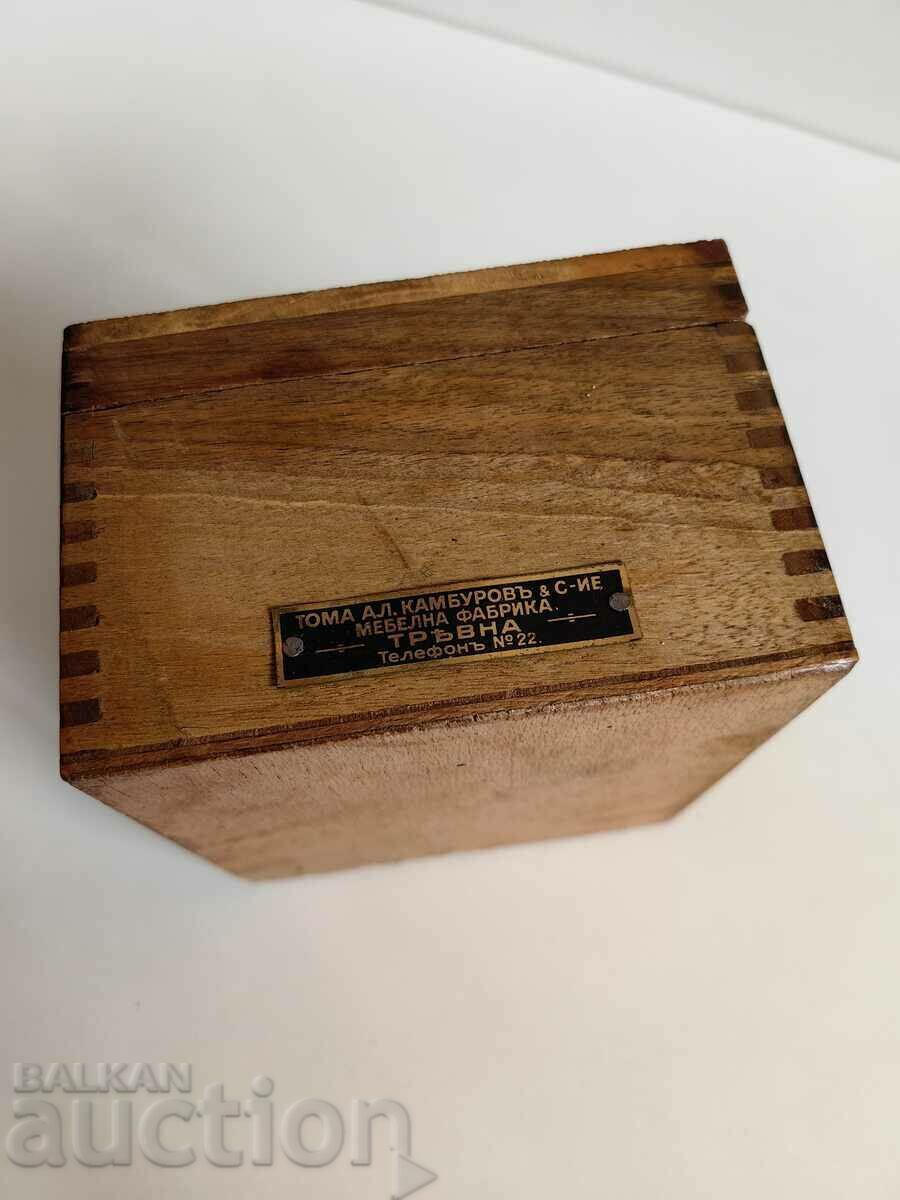 1930s KINGDOM OF BULGARIA UNUSED BOX PLATE ALARM CLOCK with price 49.00 BGN | € 25.05 1930s KINGDOM OF BULGARIA UNUSED BOX PLATE ALARM CLOCK with price 49.00 BGN | € 25.05