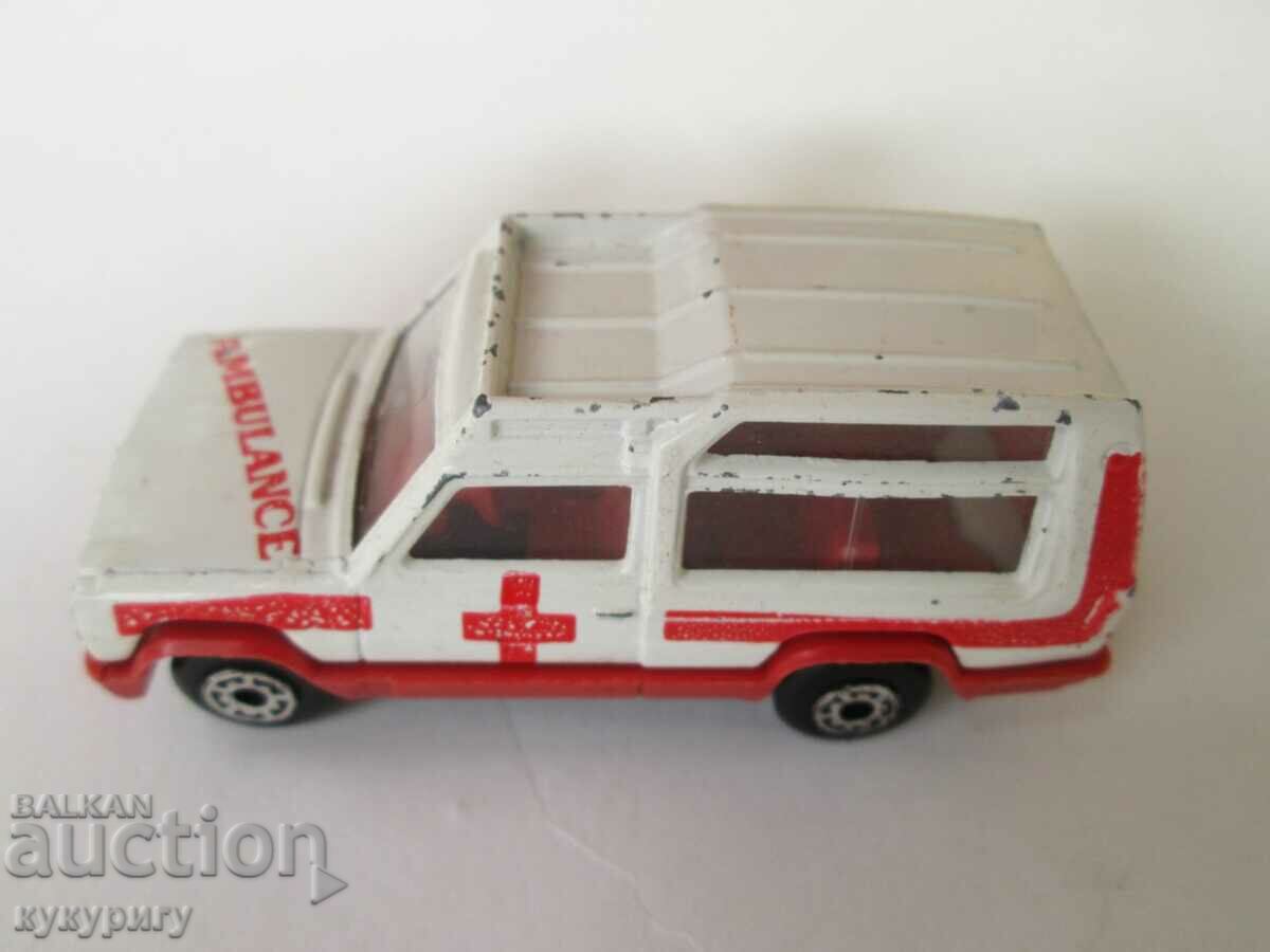 Bulgarian Soc metal toy trolley Matchbox Ambulance 1982 with price 25.00 BGN | € 12.78 Bulgarian Soc metal toy trolley Matchbox Ambulance 1982 with price 25.00 BGN | € 12.78