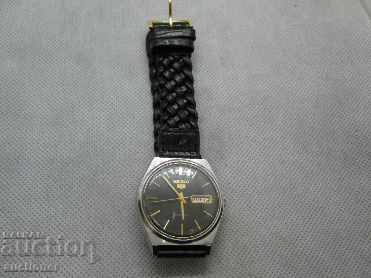 SEIKO 5 AUTOMATIC WORKS with price 100.00 BGN | € 51.13