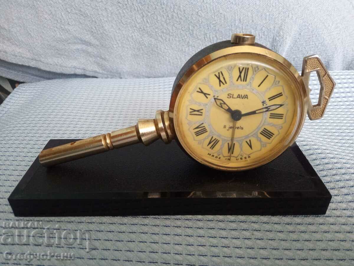 Slava alarm clock - "The key to Moscow"