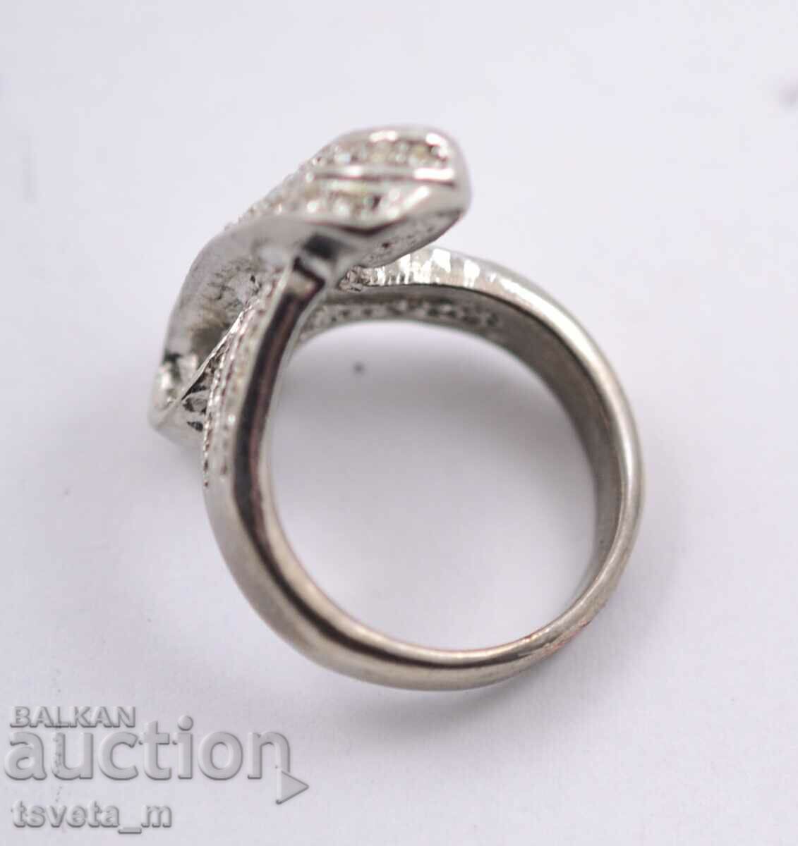 Inel cu zirconi albi - 5 Inel cu zirconi albi - 5