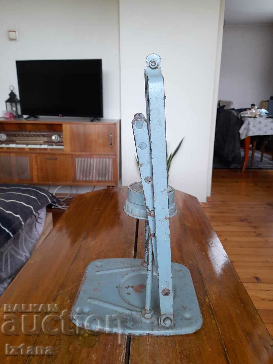 Old jar stopper with price 55.00 BGN | € 28.12 Old jar stopper with price 55.00 BGN | € 28.12