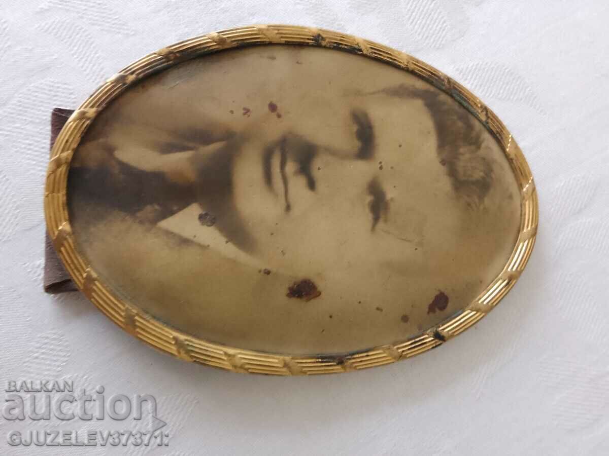 Old GERMAN BRONZE PHOTO PORTRAIT FRAME - 6 Old GERMAN BRONZE PHOTO PORTRAIT FRAME - 6