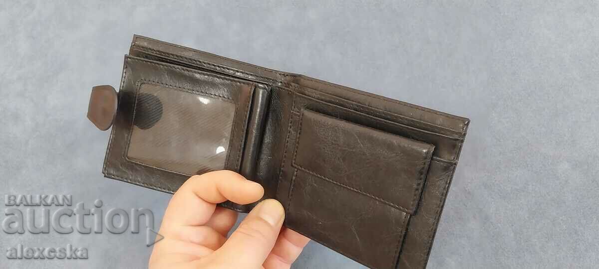Παράδοση Παλιό δερμάτινο πορτοφόλι Παράδοση Παλιό δερμάτινο πορτοφόλι