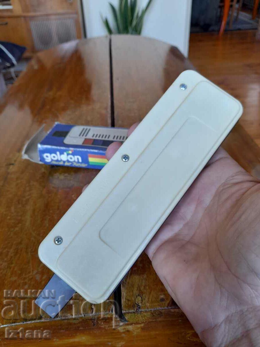 Delivery of Old toy, musical instrument, Goldon Bandy harmonica Delivery of Old toy, musical instrument, Goldon Bandy harmonica