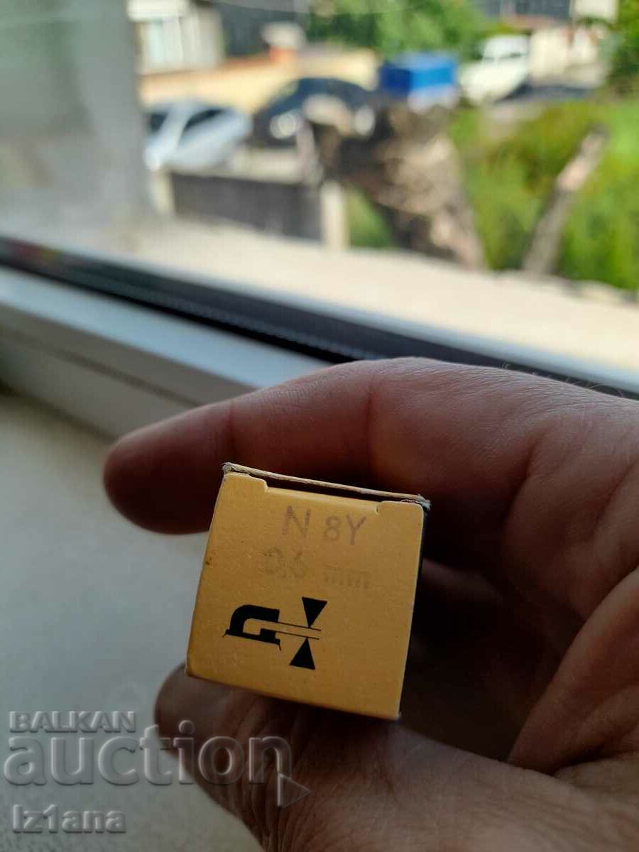 Old spark plug, PAL candles with price 100.00 BGN | € 51.13 Old spark plug, PAL candles with price 100.00 BGN | € 51.13