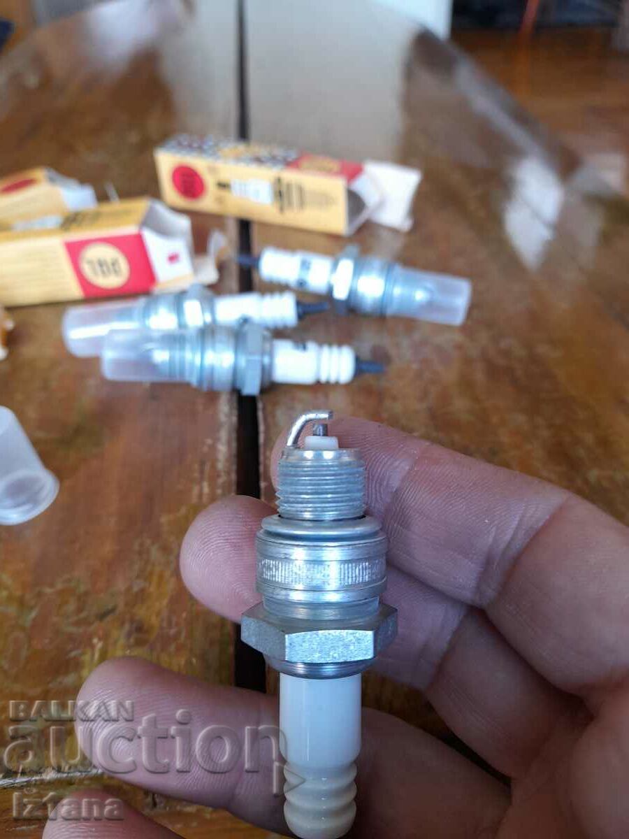 Old spark plug, PAL candles - 5 Old spark plug, PAL candles - 5