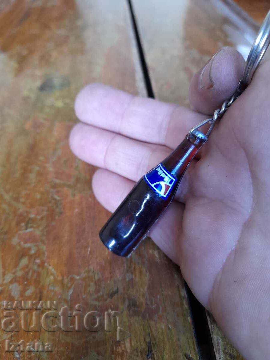 Delivery of Old Pepsi keychain, Pepsi